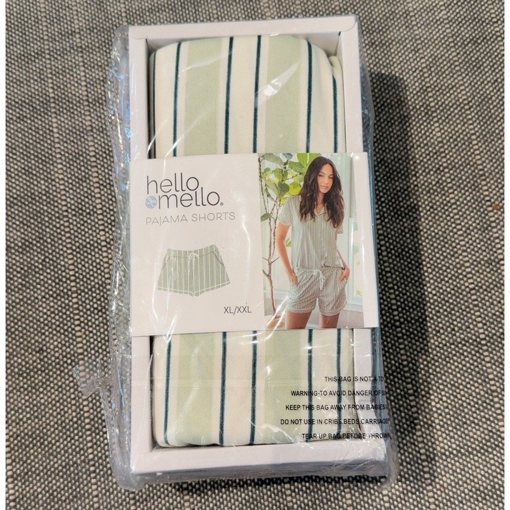 Hello Mello The Comfiest Shorts Women's Pajama L/XL Green White Striped